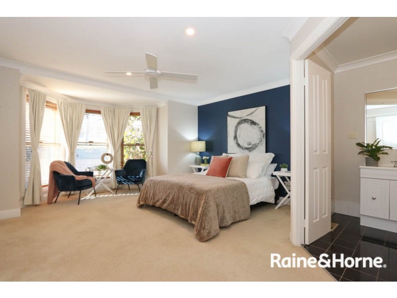 33 Endurance Court, Llanarth NSW 2795