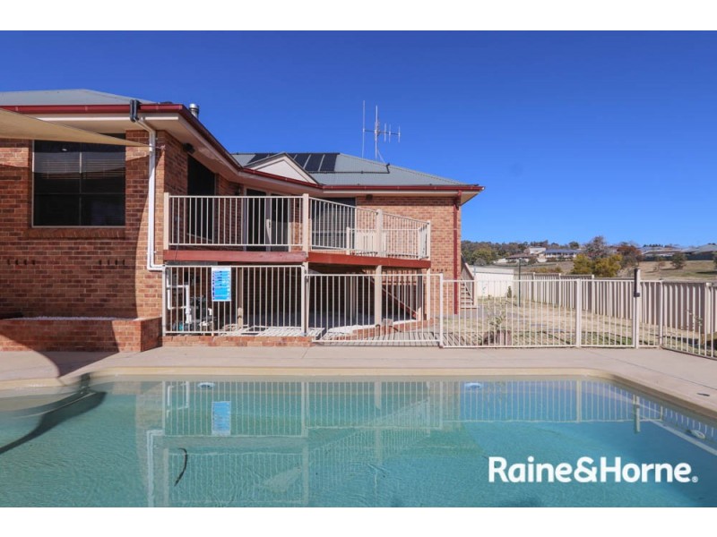 33 Endurance Court, Llanarth NSW 2795