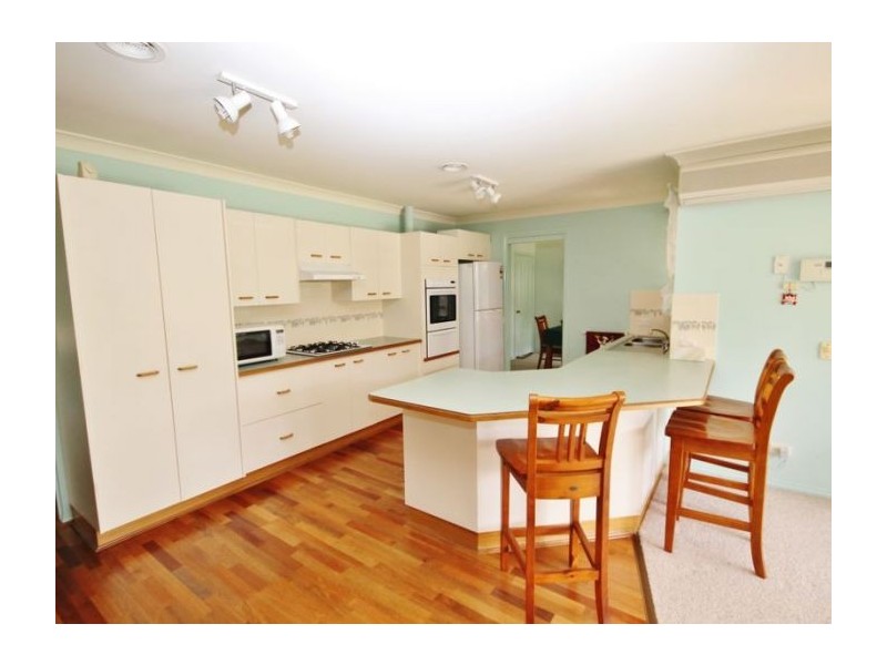 4 Graham Drive, Kelso NSW 2795