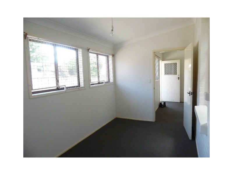 176 Piper St, Bathurst NSW 2795