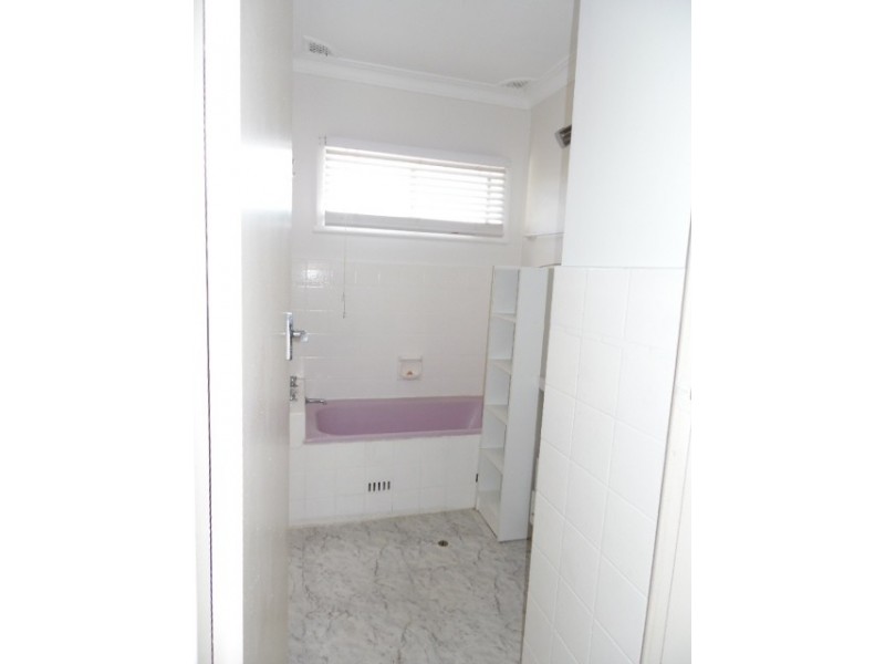 307 Keppel Street, Bathurst NSW 2795