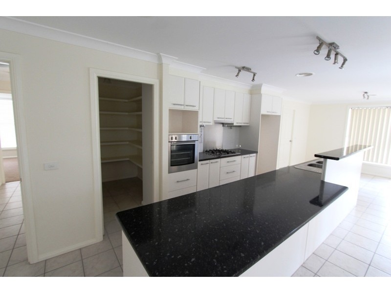 22 Riverside Retreat, Bathurst NSW 2795