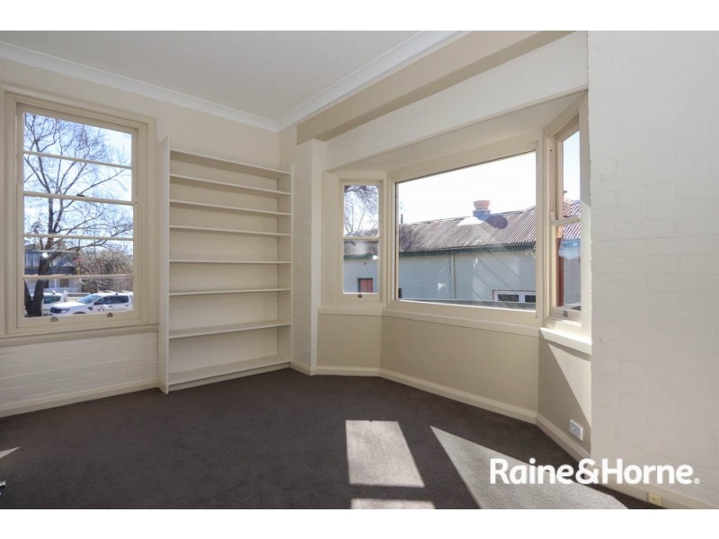 146 Peel Street, Bathurst NSW 2795