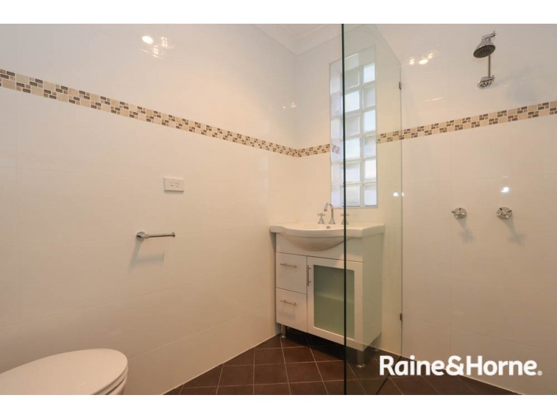 146 Peel Street, Bathurst NSW 2795