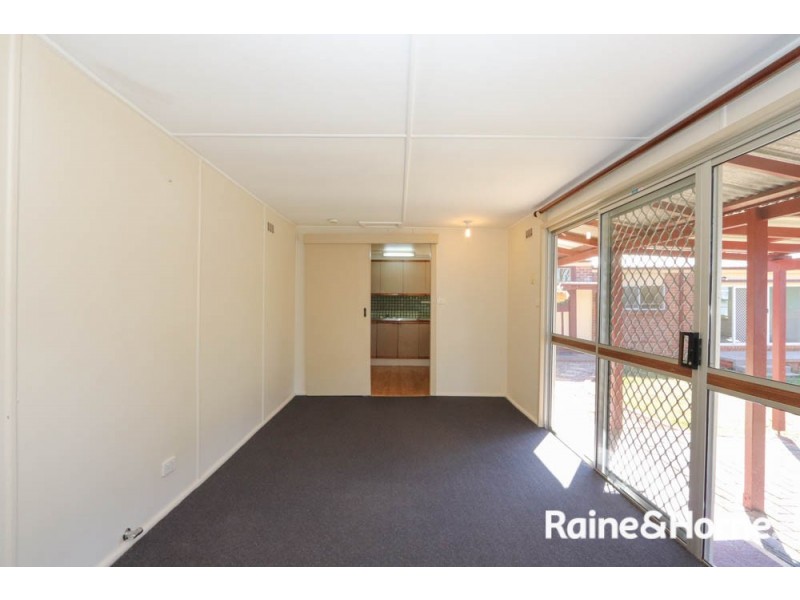 146 Peel Street, Bathurst NSW 2795