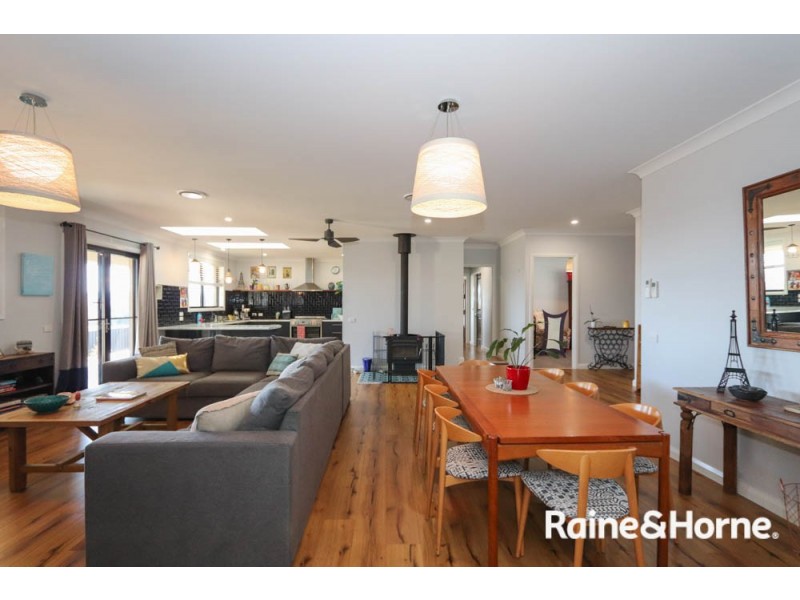 27 Parer Road, Abercrombie NSW 2795