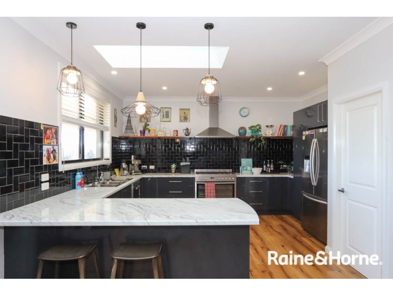 27 Parer Road, Abercrombie NSW 2795