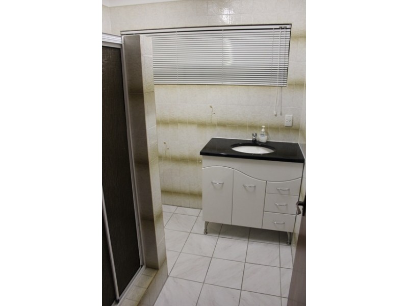 273A Piper St, Bathurst NSW 2795