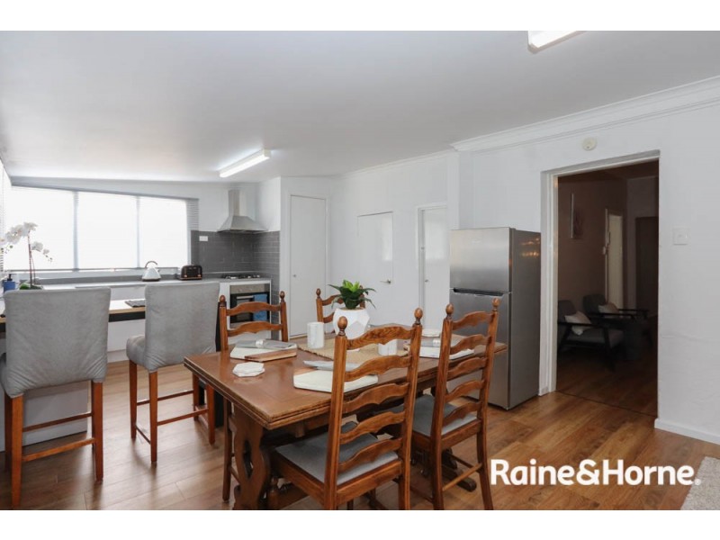 326 Howick Street, Bathurst NSW 2795