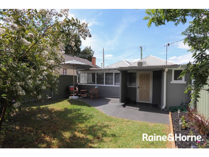 326 Howick Street, Bathurst NSW 2795