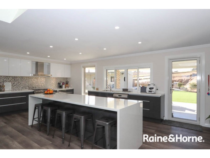 51 George Thomas Close, The Lagoon NSW 2795