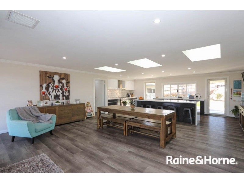 51 George Thomas Close, The Lagoon NSW 2795