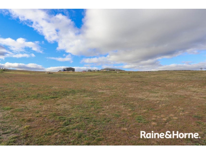 51 George Thomas Close, The Lagoon NSW 2795
