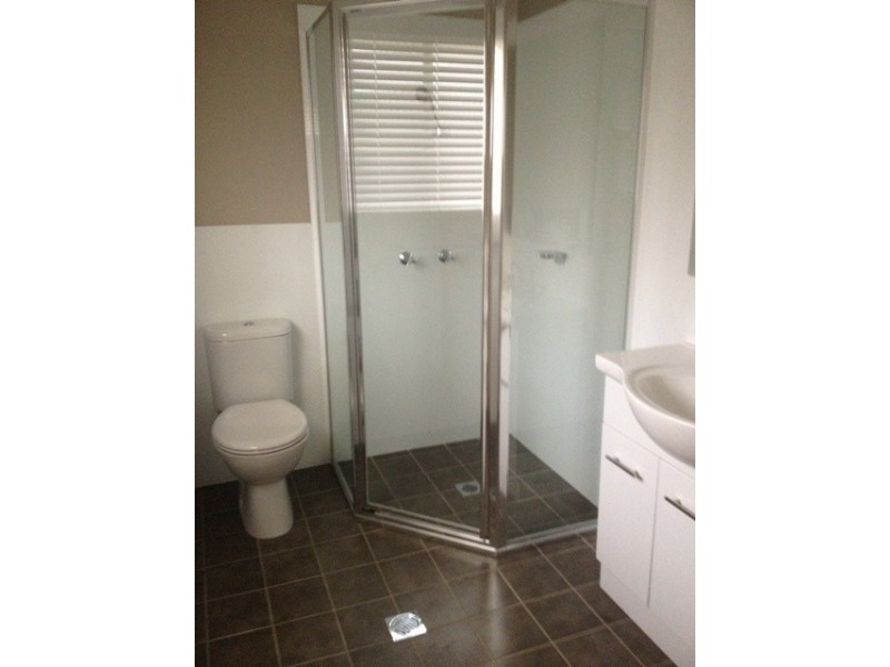 2 Billabong close, Kelso NSW 2795