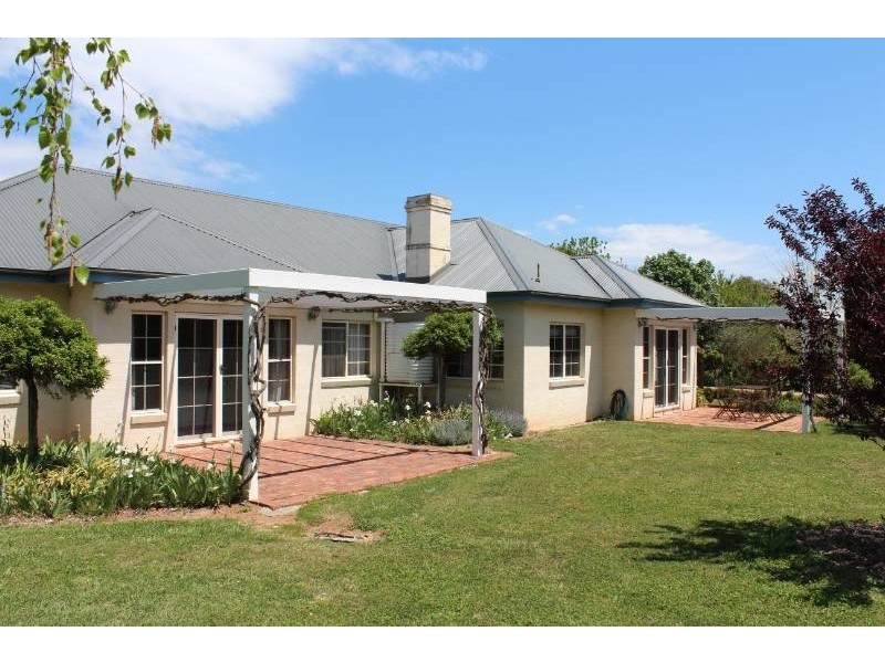 11 Wallaroi Close, Bathurst NSW 2795