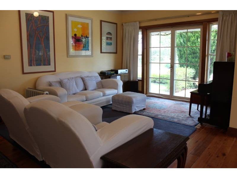 11 Wallaroi Close, Bathurst NSW 2795