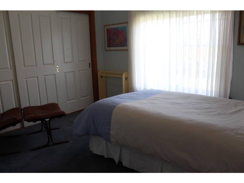 11 Wallaroi Close, Bathurst NSW 2795