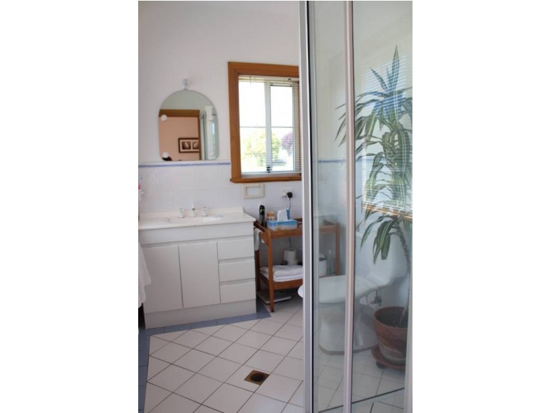 11 Wallaroi Close, Bathurst NSW 2795