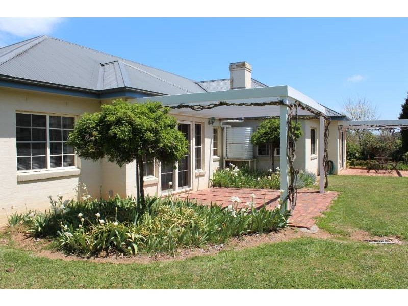 11 Wallaroi Close, Bathurst NSW 2795