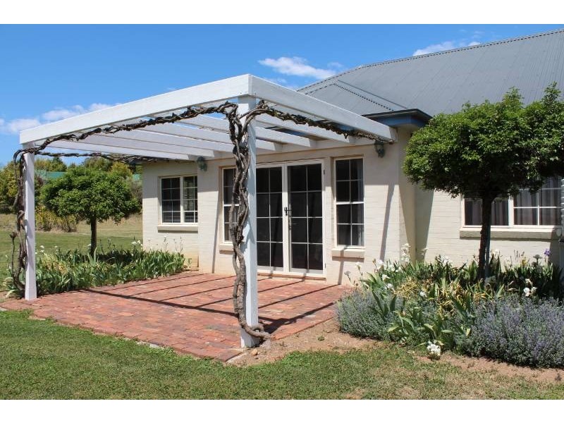 11 Wallaroi Close, Bathurst NSW 2795