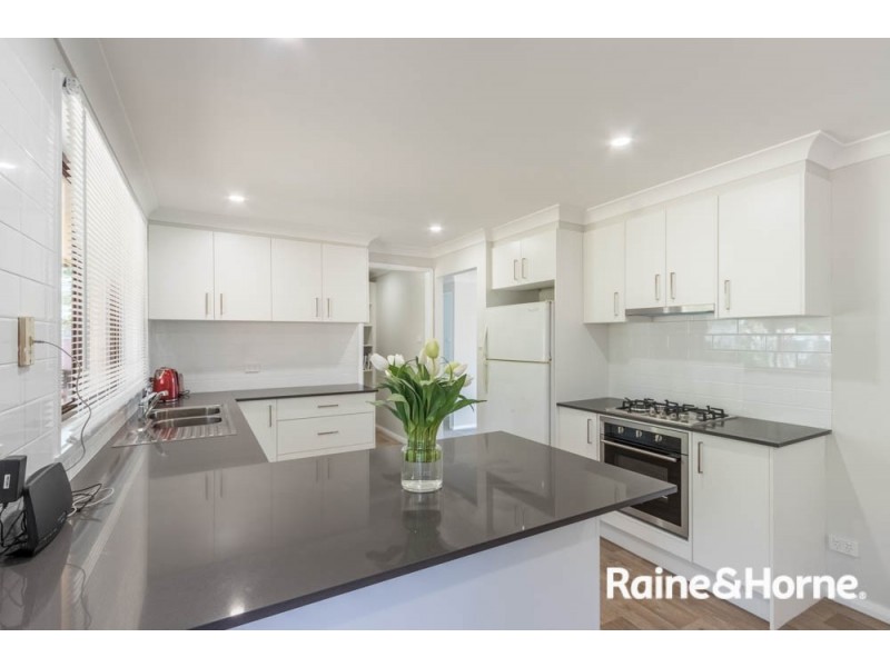 17 Ranken Street, Eglinton NSW 2795