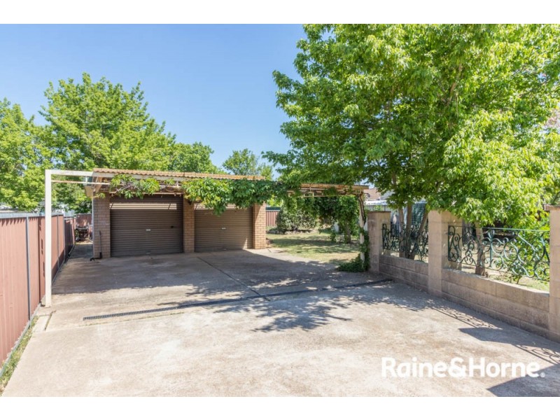 17 Ranken Street, Eglinton NSW 2795