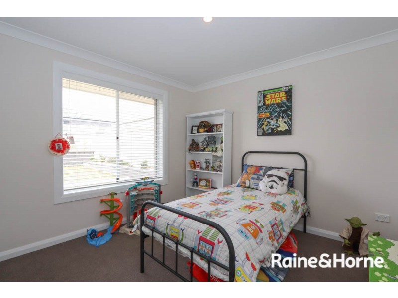 8 Ignatius Place, Kelso NSW 2795