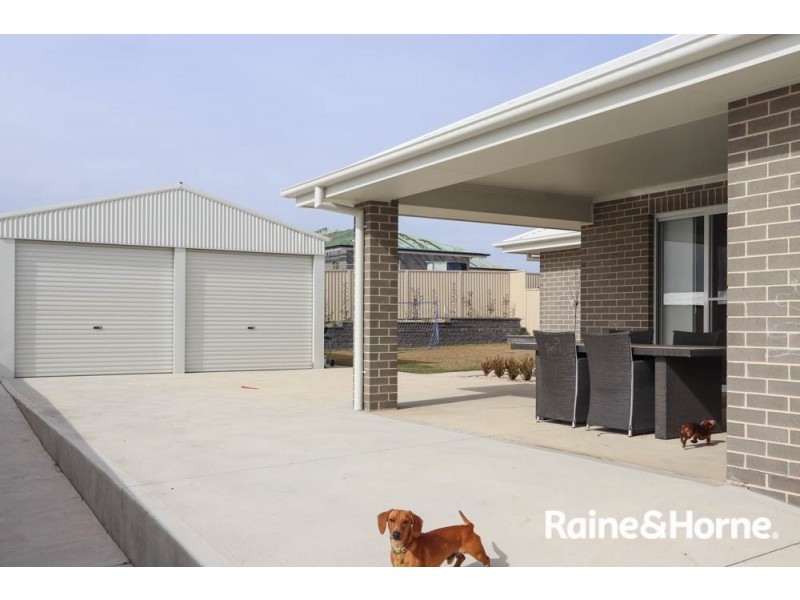 8 Ignatius Place, Kelso NSW 2795