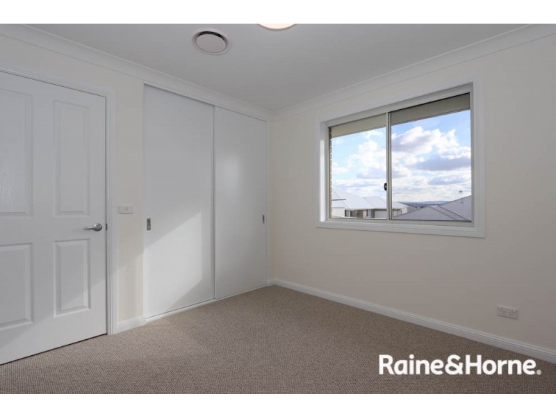 18 Brennan Drive, Kelso NSW 2795