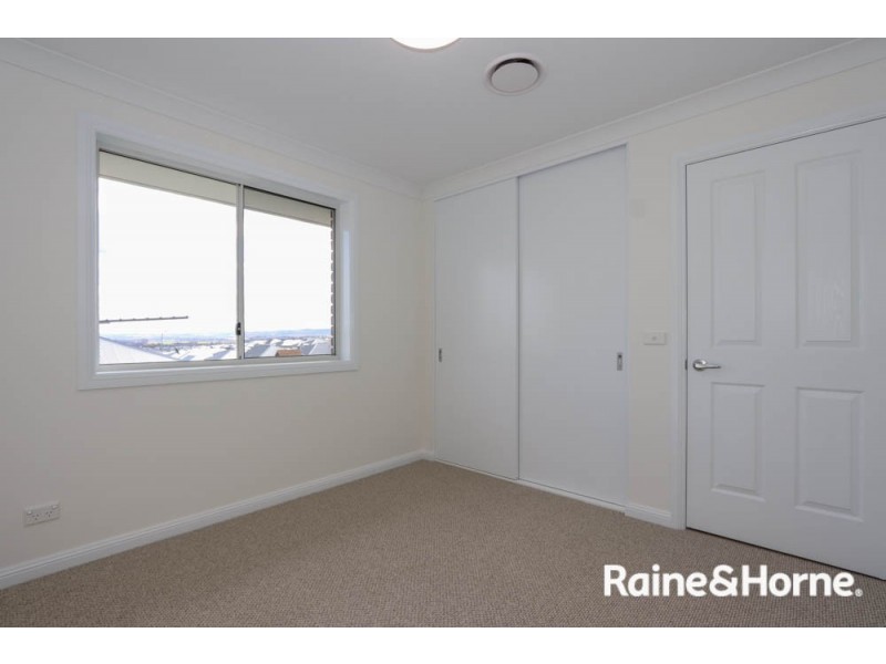 18 Brennan Drive, Kelso NSW 2795