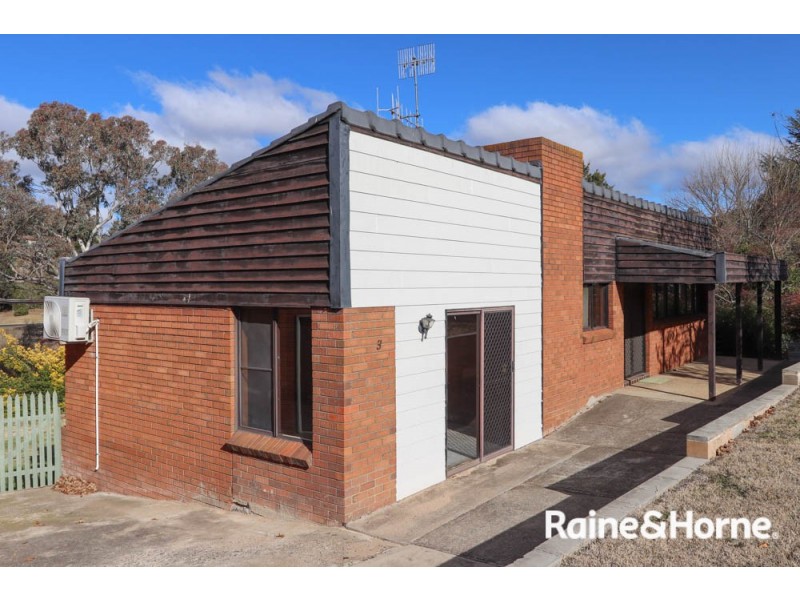 3 De Clouett Place, Windradyne NSW 2795