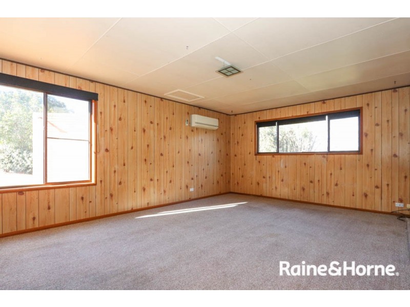 3 De Clouett Place, Windradyne NSW 2795