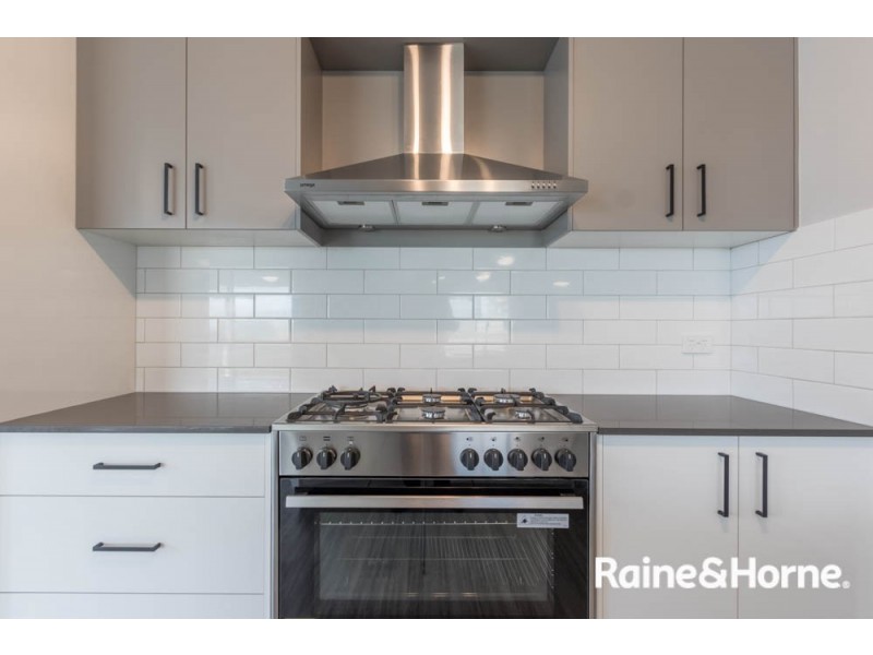 18 Burlington Rise, Kelso NSW 2795