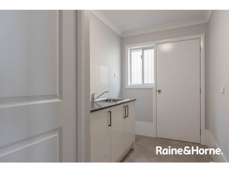 18 Burlington Rise, Kelso NSW 2795