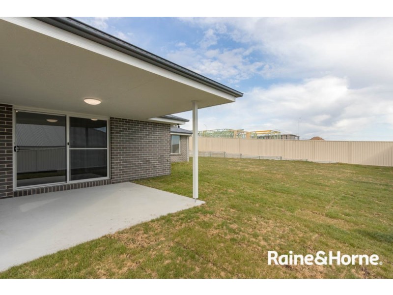 18 Burlington Rise, Kelso NSW 2795