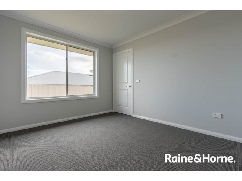 18 Burlington Rise, Kelso NSW 2795