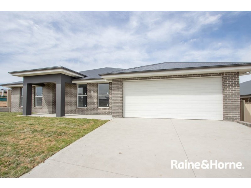 18 Burlington Rise, Kelso NSW 2795