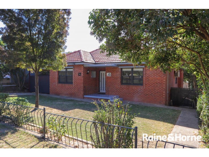 197 Browning Street, Bathurst NSW 2795
