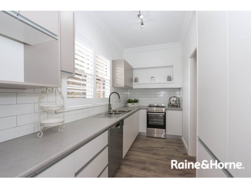 197 Browning Street, Bathurst NSW 2795