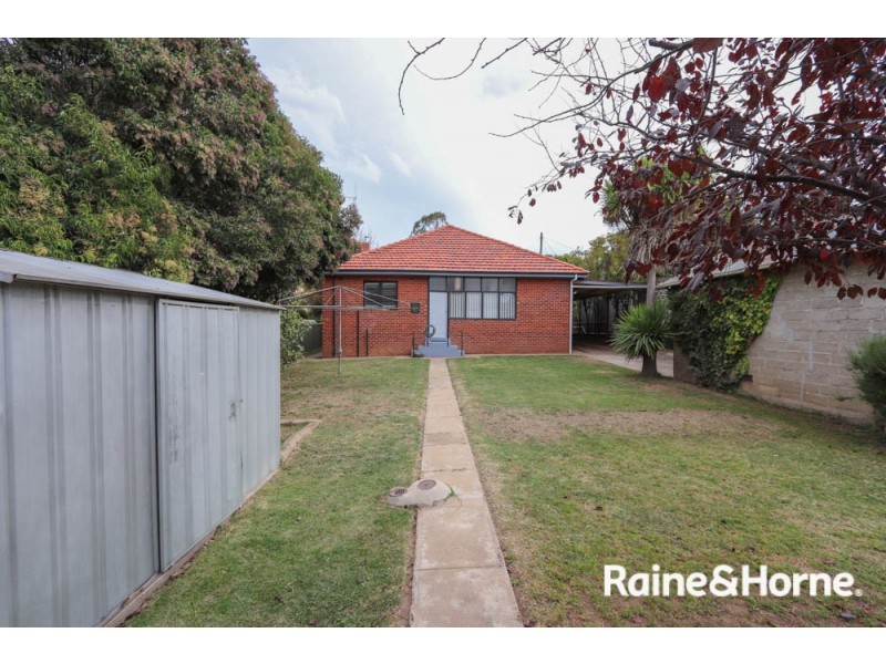 197 Browning Street, Bathurst NSW 2795
