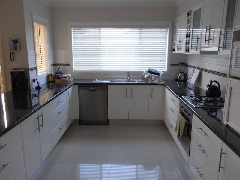 22 Darwin Drive, Bathurst NSW 2795