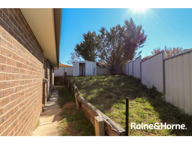 8 Burgess Place, Windradyne NSW 2795