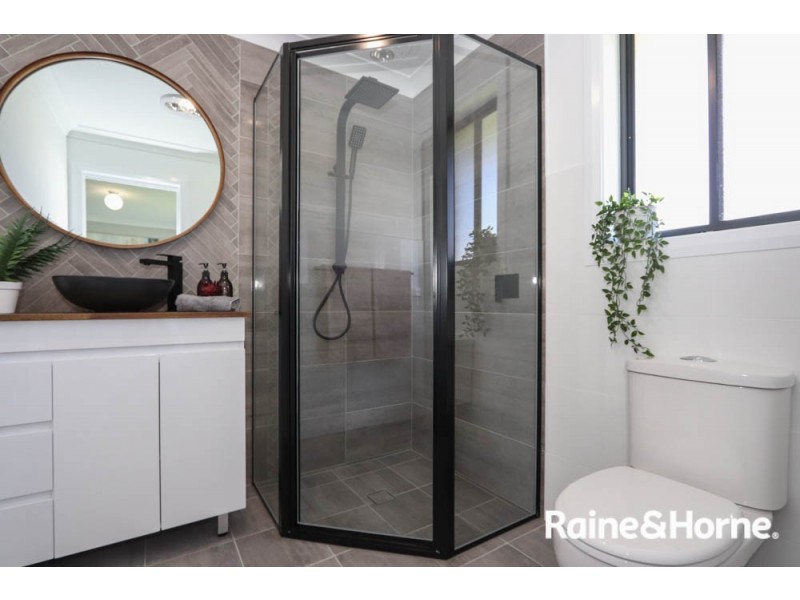 16 Carrol Avenue, Eglinton NSW 2795