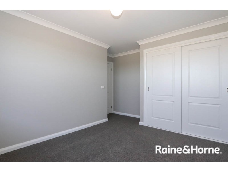 16 Carrol Avenue, Eglinton NSW 2795