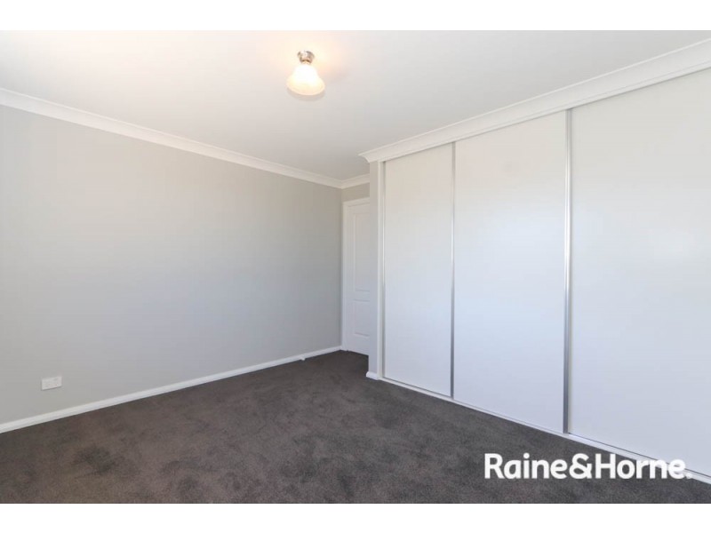 11 Newlands Crescent, Kelso NSW 2795