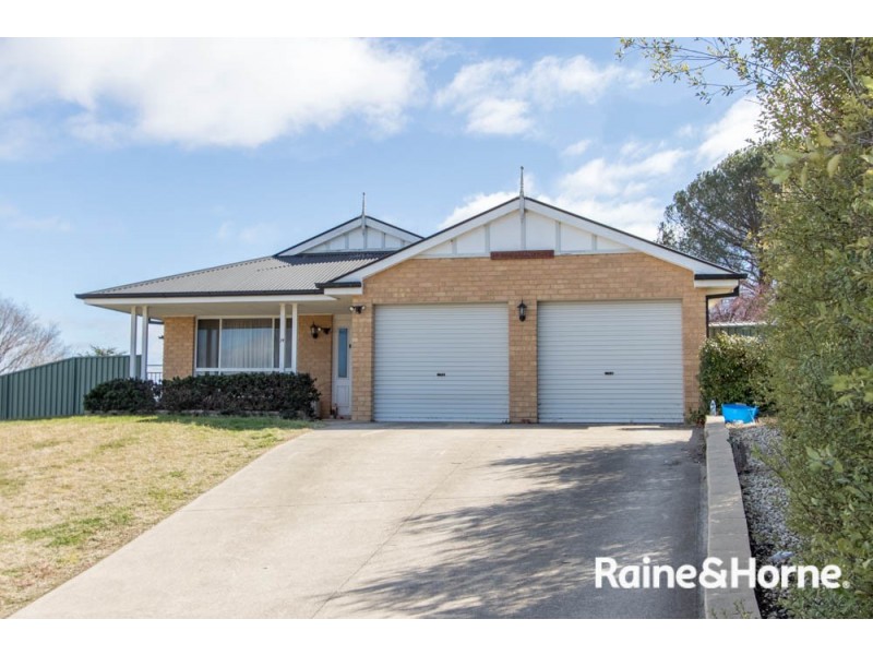 34 Hassall Grove, Kelso NSW 2795