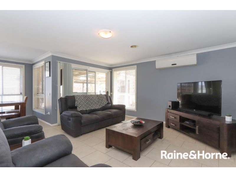 34 Hassall Grove, Kelso NSW 2795