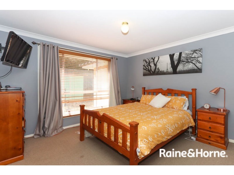 34 Hassall Grove, Kelso NSW 2795