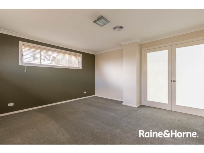 9 Napier Street, Windradyne NSW 2795