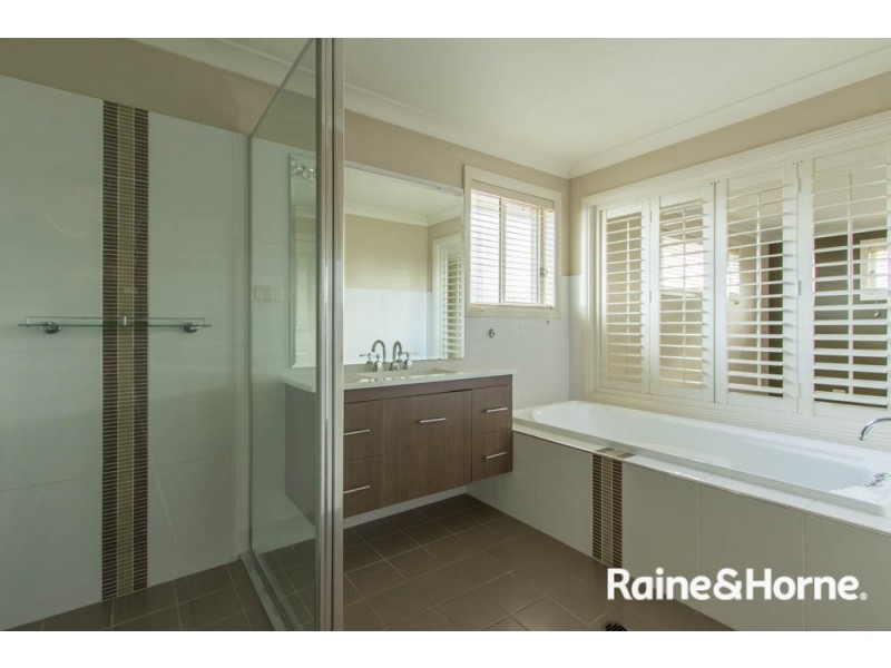 9 Napier Street, Windradyne NSW 2795
